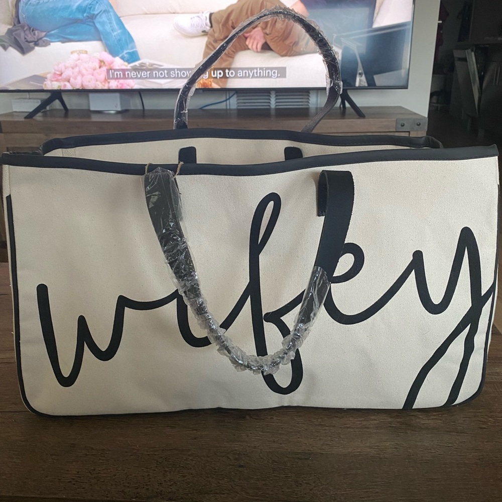Santa Barbara Design Studio Wifey Tote